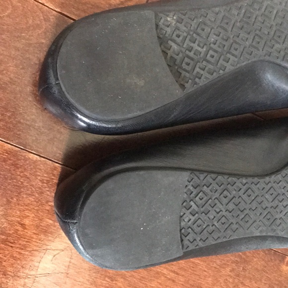 Tory Burch Flats - Picture 5 of 6